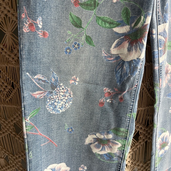 Flamingals Floral Denim Jeans - Picture 4 of 9